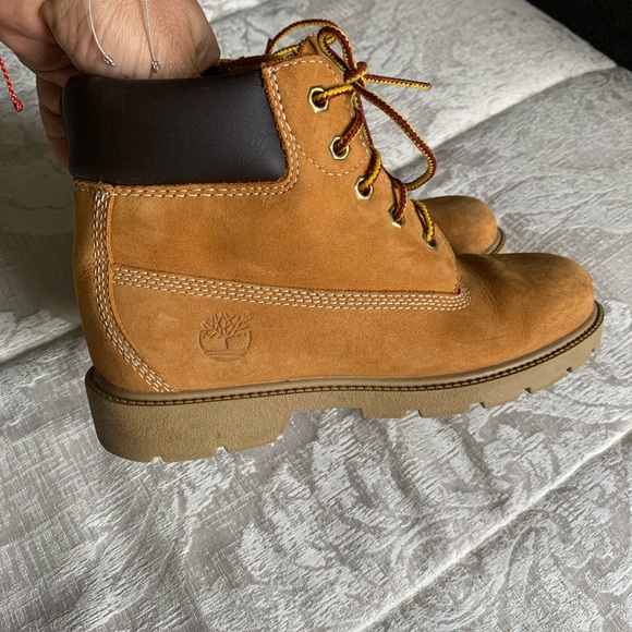 Timberland classic premium leather wheat boot - Picture 6 of 13